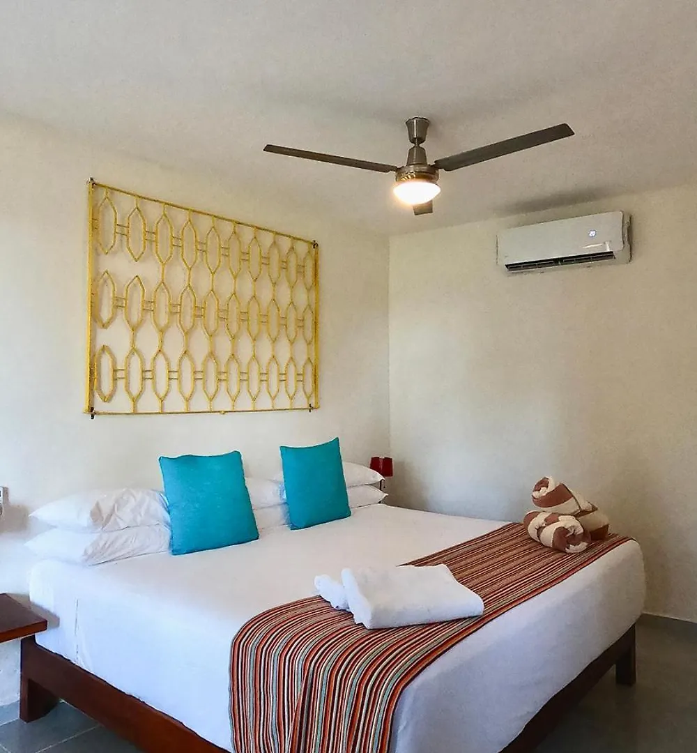 Hotel Puerto Holbox Beach Front 4*, Isla Holbox Mexiko
